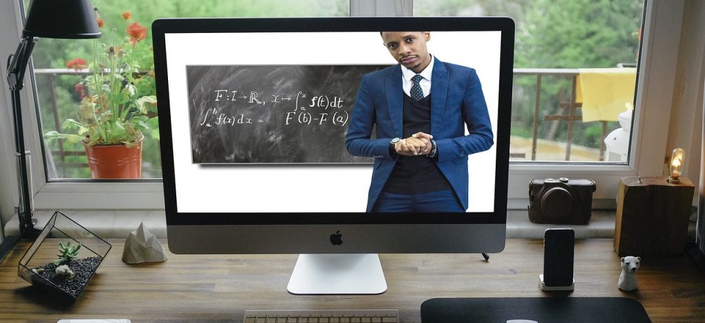 Transformación digital en el sector educativo Transformación digital en el sector educativo