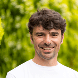 Roberto Domínguez Fundador y Gerente de Don Disfraz